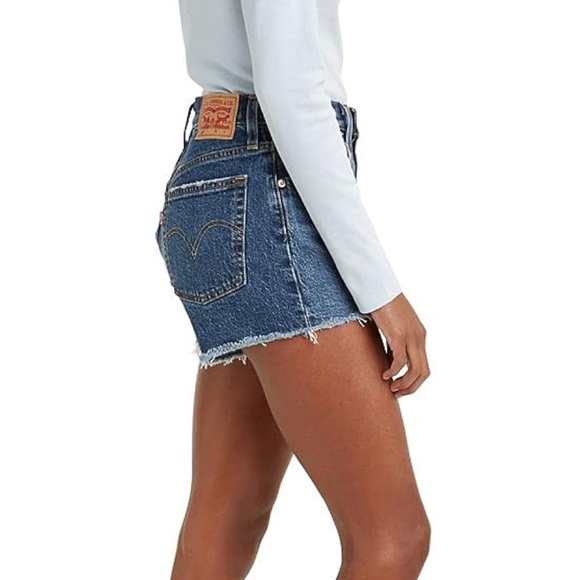 NWT Levis High Rise 501 Denim Jean Shorts Womens 28 3” Inseam Medium Wash - Picture 3 of 11